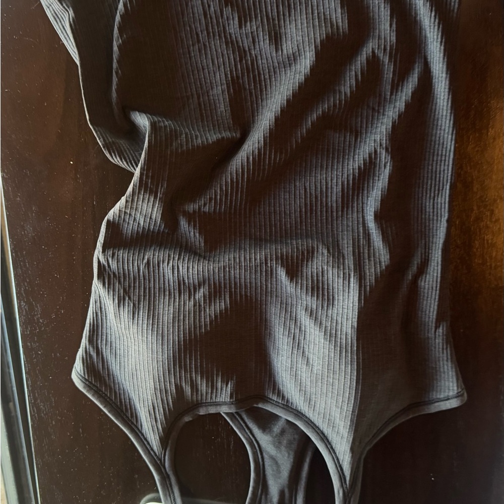 Lululemon Ebb to Street Tank black NWOT size 8